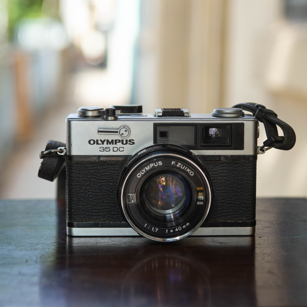Olympus 35 DC – F.Zuiko 40mm f/1.7