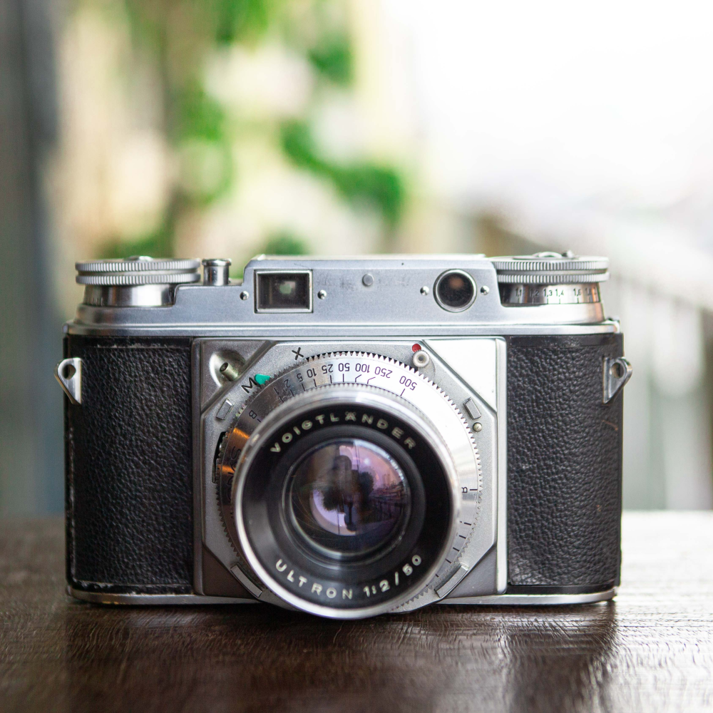 VOIGTLANDER PROMINENT - ULTRON 50MM F/2