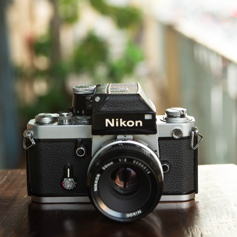 NIKON F2 - NIKKOR 50MM F/2 
