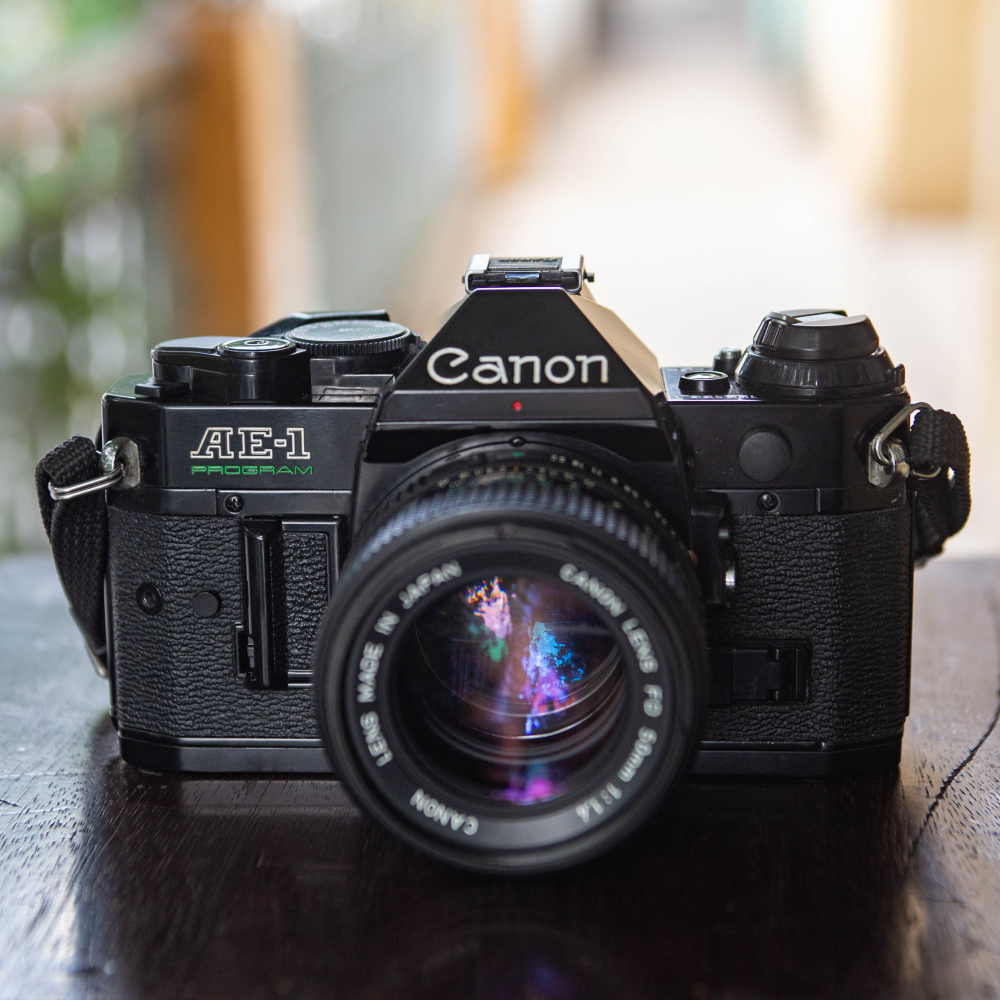 Canon AE-1 Program (Black) – Canon Lens 50mm f/1.4 FDn
