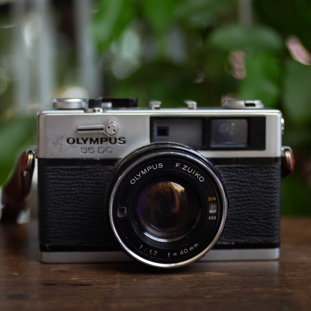Olympus 35 DC – F.Zuiko 40mm f1.7