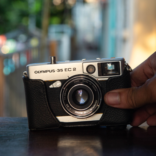 Olympus 35 EC 2 – Olympus E.Zuiko 42mm f/2.8