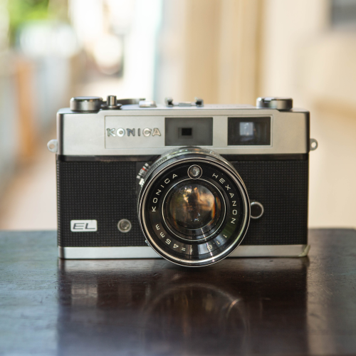Konica Auto S2 EL – Konica Hexanon 45mm f/1.8