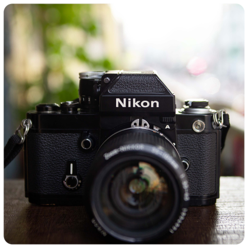 NIKON F2 (DP11) + ZOOM NIKON 35-105MM F/3.5-4.5 