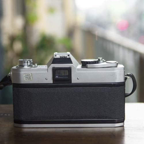 CANON FTB + FD ZOOM 35-70MM F/3.5-4.5