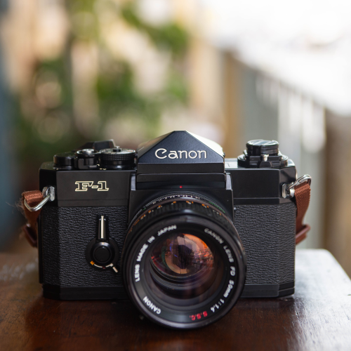 CANON F-1 (EARLY) + FD 50MM F/1.4 SSC