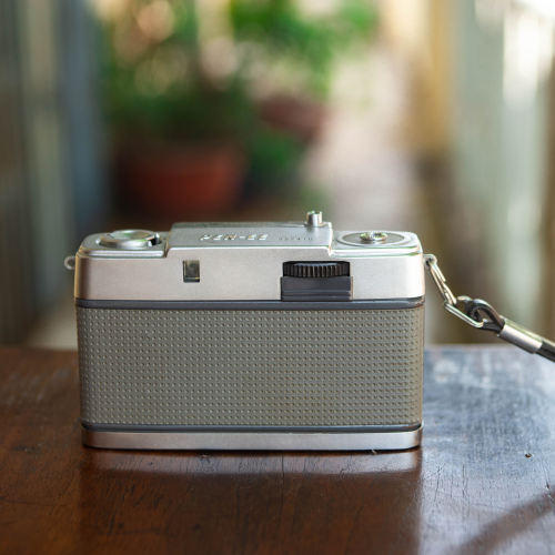 OLYMPUS PEN EE