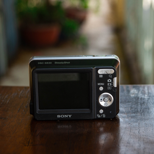 SONY CYBERSHOT DSC-S930
