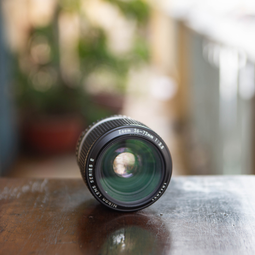 NIKON FE10 + ZOOM LENS SERIES E 36-72MM F/3.5 [SLR/135MM]