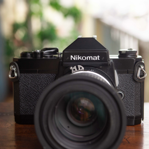 NIKOMAT FT2 + NIKON ZOOM 43-86MM F/3.5 (AI)