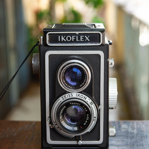 IKOFLEX IA +ZEISS OPTON T TESSAR 75MM F/3.5