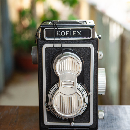 IKOFLEX IA +ZEISS OPTON T TESSAR 75MM F/3.5
