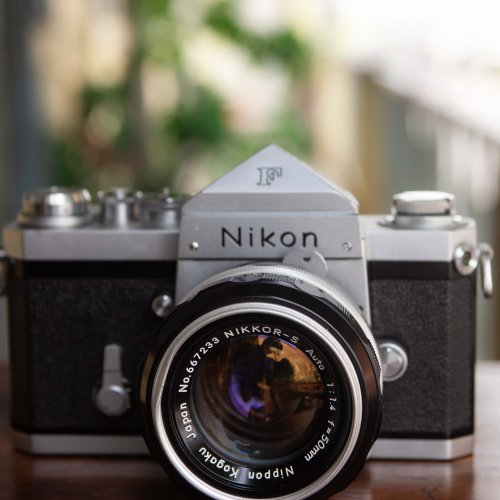 NIKON F (PHOTOMIC FINDER) + NIKKOR-S AUTO 50MM F/1.4 (PRE AI)