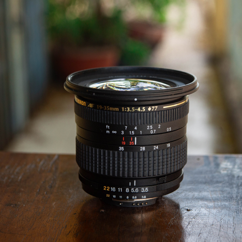 TAMRON AF 19-35MM F/3.5-4.5