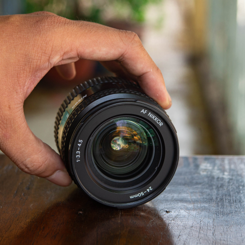 NIKON AF NIKKOR 24-50MM F/3.3-4.5