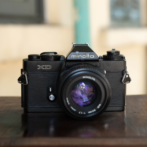 Minlta XD – Minolta MD 50mm f/1.7