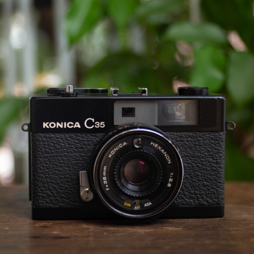 Konica C35 – Hexanon 38mm f/2.8