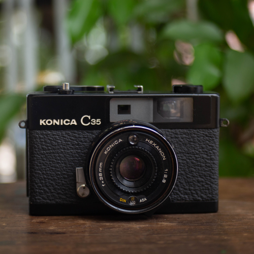 Konica C35 – Hexanon 38mm f/2.8