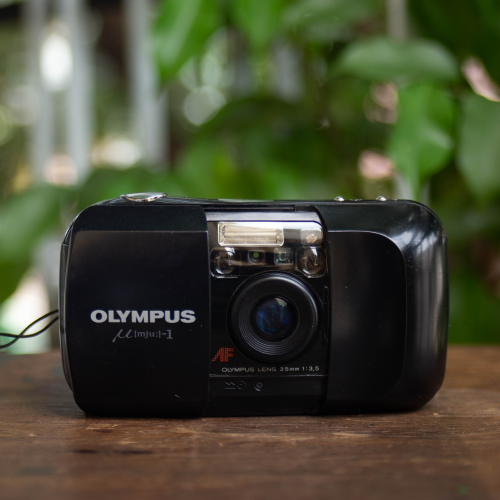 Olympus Infinity Stylus – Olympus Lens 35mm f/3.5