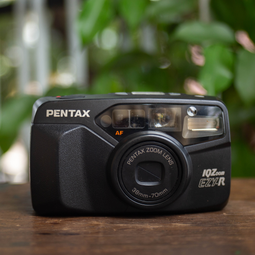 Pentax IQZoom EZY-R – Pentax Zoom Lens 35–70mm