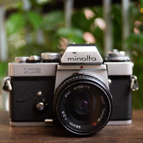 Minolta XE – Tokina RMC 28mm f/2.8