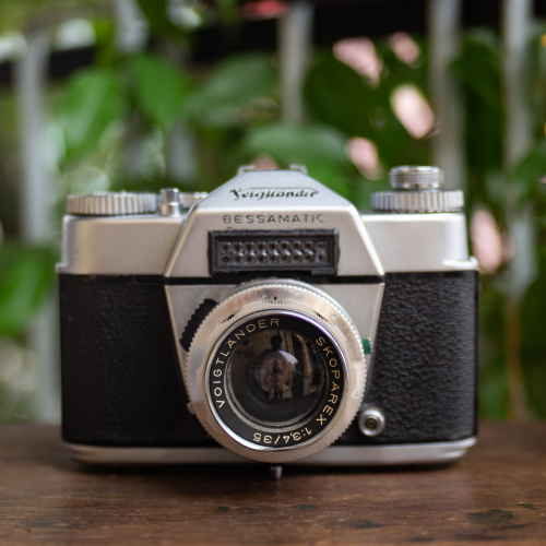 Voigtländer Bessamatic – Voigtländer Skoparex 35mm f/3.4