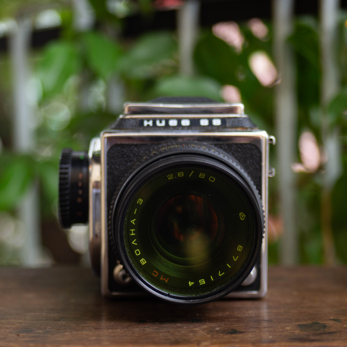 Kiev 88 – MC Volna-3 80mm f/2.8