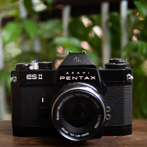 Pentax Electro Spotmatic ES II – Super-Multi-Coated Takumar 55mm f/1.8
