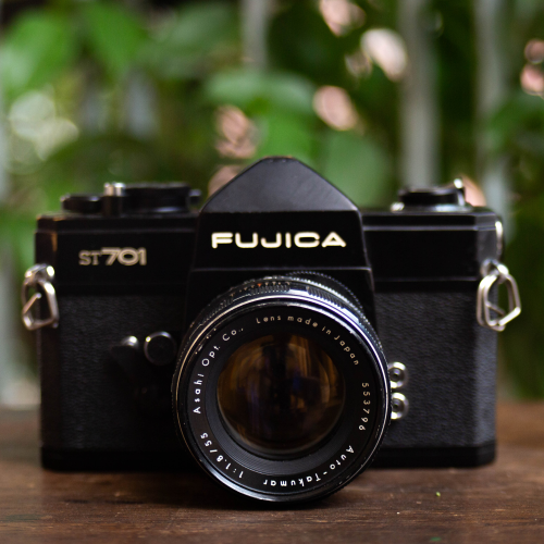 Fujica ST701 – Auto-Takumar 55mm f/1.8
