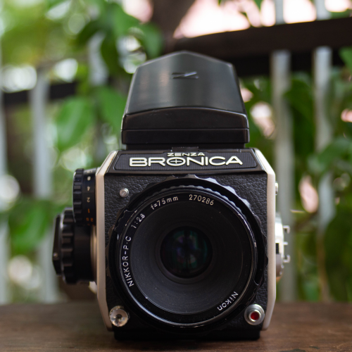 Zenza Bronica EC – Nikkor-P.C 75mm f/2.8
