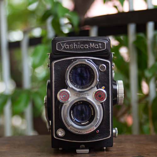 Yashica-Mat – Lumaxar 80mm f/3.5